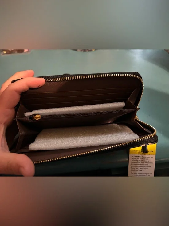 Backpack/Wallet Combo - Picture 3 of 11